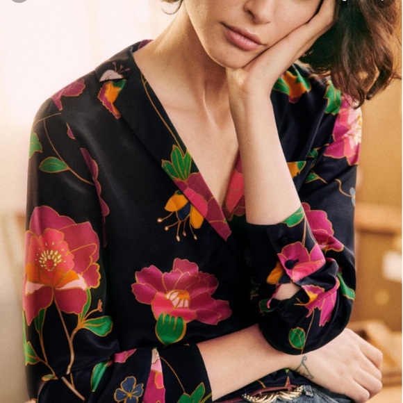 Sezane Tops - Sezane Florence shirt 100%silk